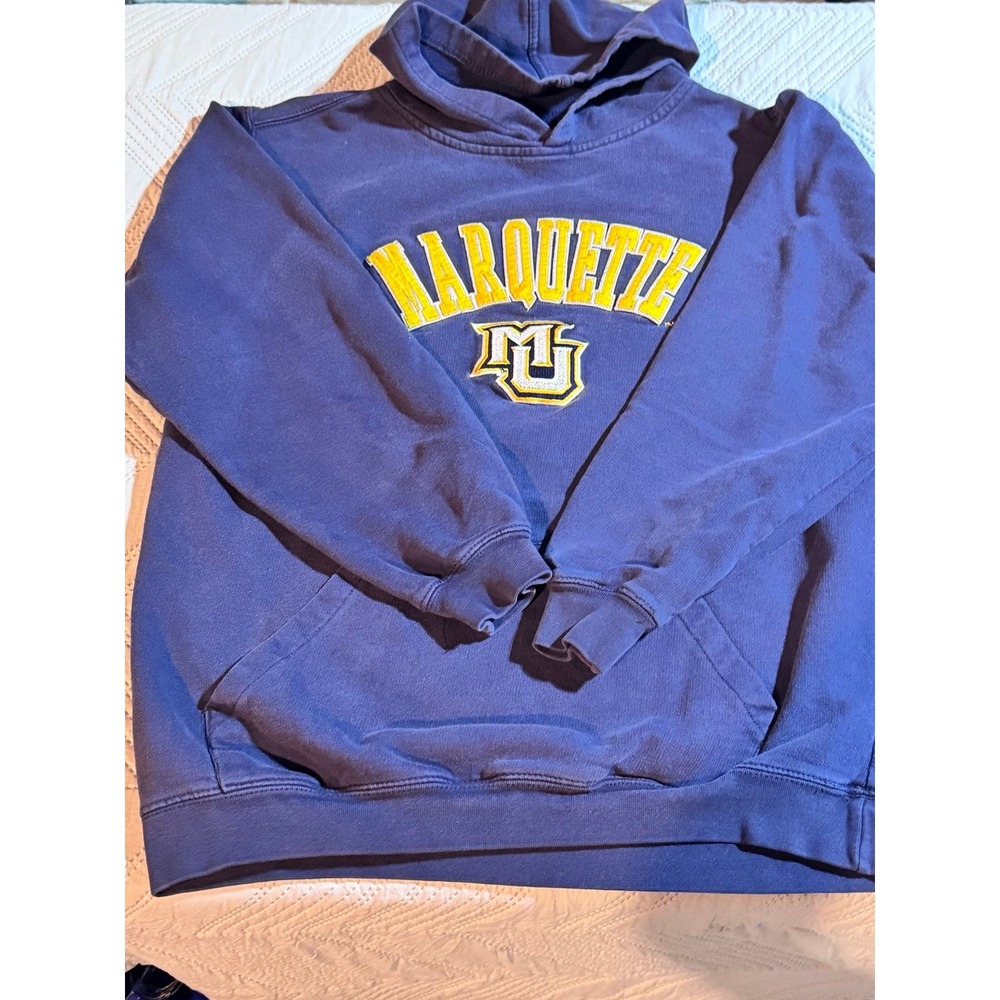 Marquette boys xl vintage hoodie, adidas